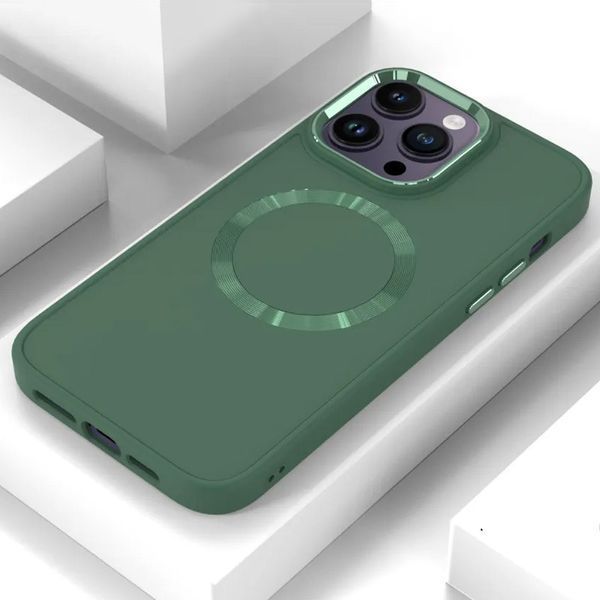 TPU чохол Bonbon Metal Style with MagSafe для Apple iPhone 16 Pro Max (6.9") Зелений / Pine green 322925 фото