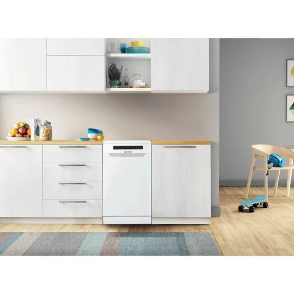 Посудомийна машина Indesit, 10компл., A+, 45см, білий (DSFO3T224C) 374459 фото