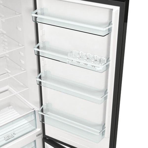 Холодильник з нижн. мороз. камерою Gorenje, 200х60х60см, 2 двері, 235( 96)л, А++, NoFrost+ , LED дисплей, Зона св-ті, чорний (NRK6202EBXL4) 375362 фото