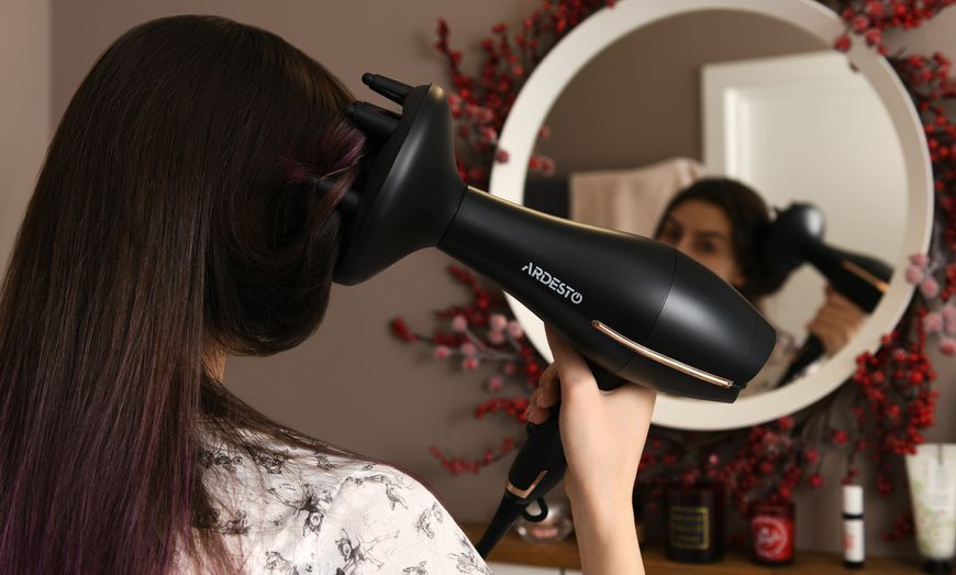 Фен Ardesto HD-Y220PRO, 1850-2200Вт, 2 швидкості, 3 темп.режими, дифузор,чорний+золото 367501 фото