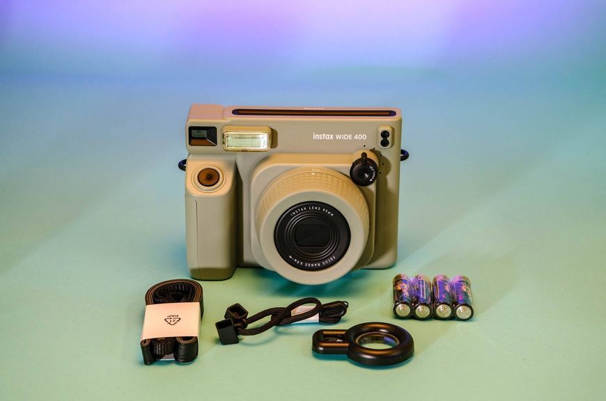 Фотокамера миттєвого друку Fujifilm Instax Wide 400 Pistachio Green (16824123) 362542 фото