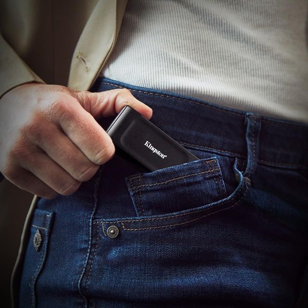 Портативний SSD Kingston 2TB USB 3.2 Gen 2 Type-C XS1000 (SXS1000/2000GA) 380620 фото