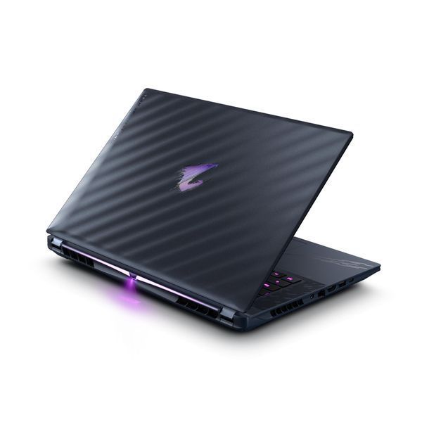 Ноутбук AORUS MASTER 16 BZH 16" 240Hz QHD OLED, INTEL ARL HX Ultra9, 32GB, F2TB, NVD5090-24, W11P, чорний (AORUS_16BZHC6UAE65SP) 381821 фото