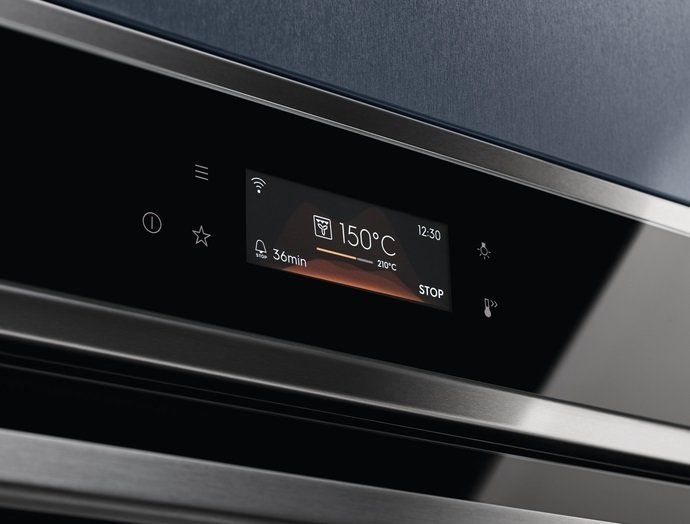 Духова шафа Electrolux електрична, 72л, A+, пара, дисплей, конвекція, піроліз, телескопічні напрямні, чорний (EOE8P39WX) 366705 фото