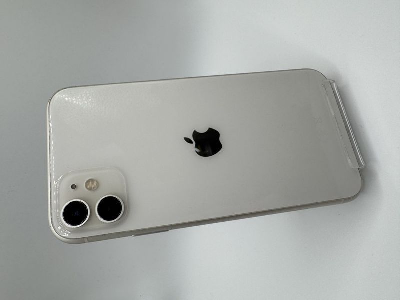 Смартфон Apple iPhone 11 128Gb trade-in White 1983 417084 фото