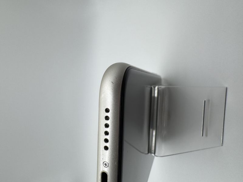 Смартфон Apple iPhone 11 128Gb trade-in White 1983 417084 фото