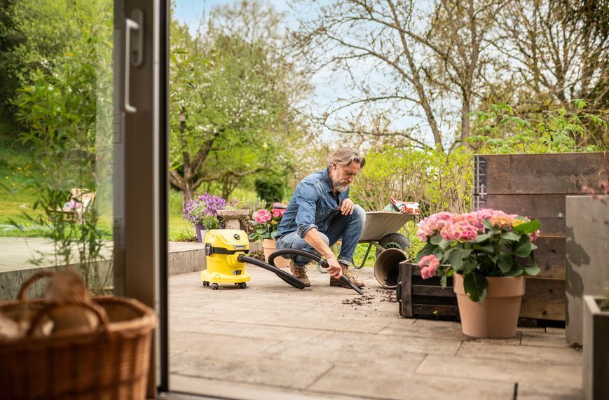 Пилосос професійний акумуляторний Karcher WD 2-18, 18В, контейнер 12л, без АКБ и ЗП (1.628-500.0) 373327 фото