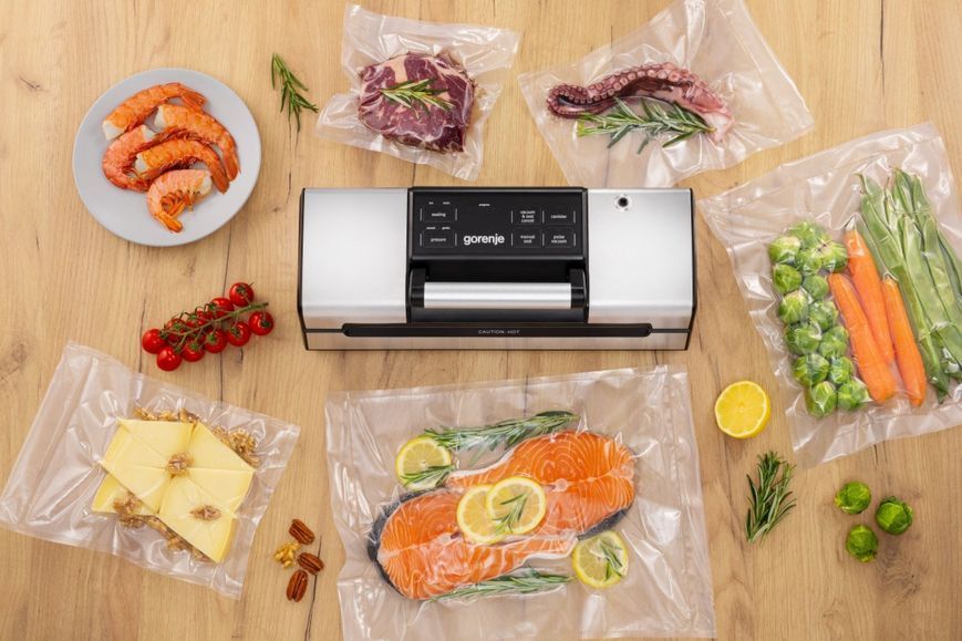 Вакууматор Gorenje для пакетів, 120Вт, 30см, електронне керування, +10 пакетів, нерж, чорний (VS120EPRO) 372355 фото