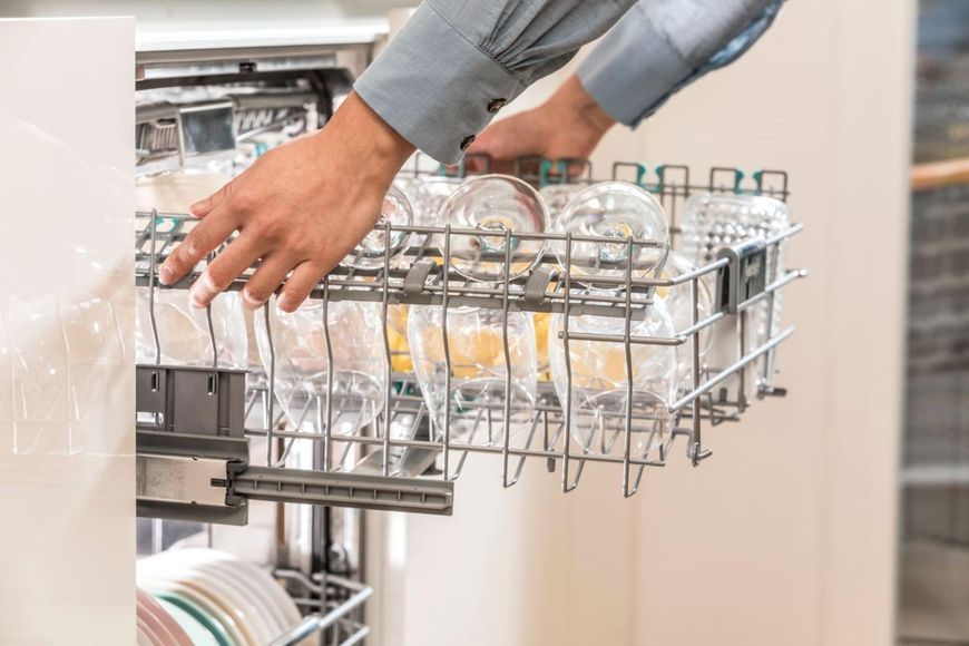 Посудомийна машина Gorenje, 16компл., A+++, 60см, дисплей, 3 кошика, AquaStop, сірий (GS643E90X) 374409 фото
