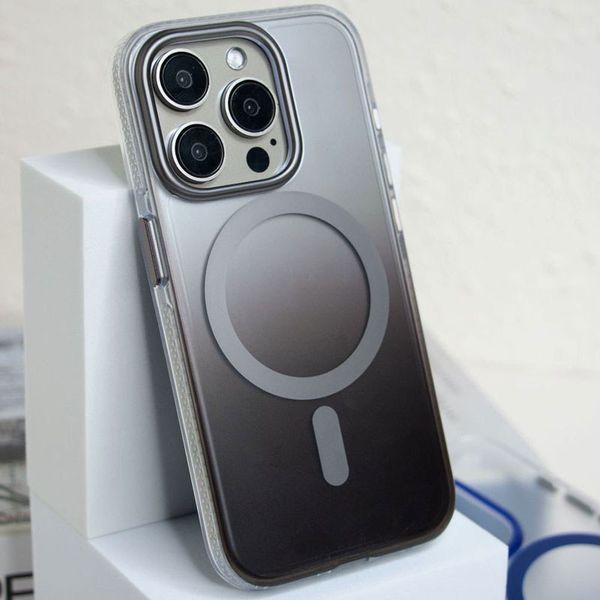 Чохол TPU+PC Shadow with MagSafe для Apple iPhone 14 Pro (6.1") Gray 330324 фото