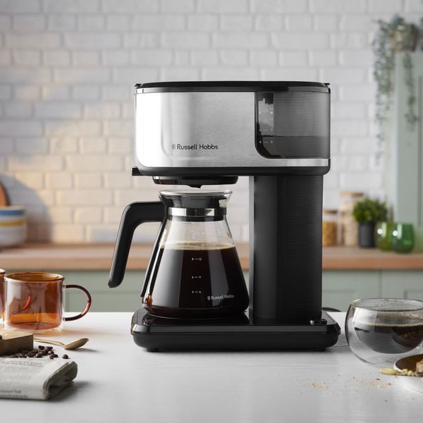 Кавоварка Russell Hobbs Attentiv, 1.25л, мелена, чорно-срібний (26840-56) 363723 фото