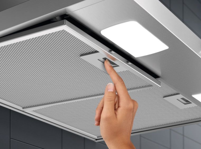 Витяжка Electrolux купольна, 60см, 420м.куб/год., нерж (LFC316X) 376092 фото