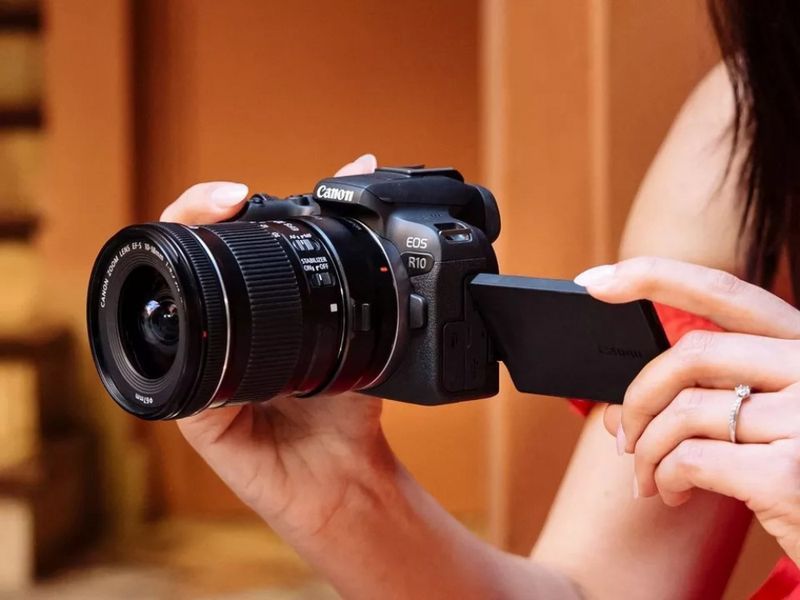 Цифр. фотокамера Canon EOS R10 + RF-S 18-150 IS STM 364232 фото