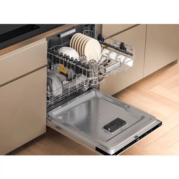 Посудомийна машина Whirlpool вбудована, 15компл., A+++, 60см, дисплей, 3й кошик, білий (W7IHT58T) 375161 фото