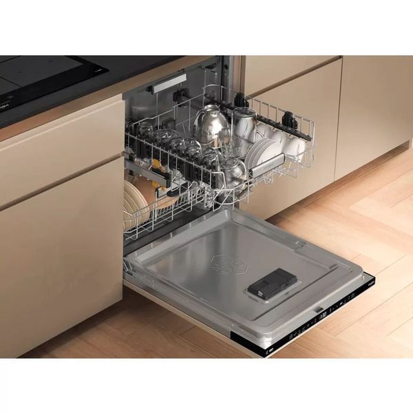 Посудомийна машина Whirlpool вбудована, 15компл., A+++, 60см, дисплей, 3й кошик, білий (W7IHT58T) 375161 фото