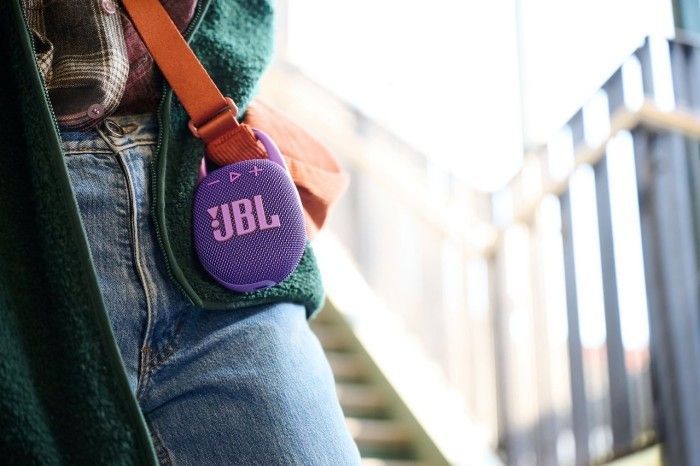 Портативна акустика JBL Clip 5 (JBLCLIP5PUR) Purple 295704 фото