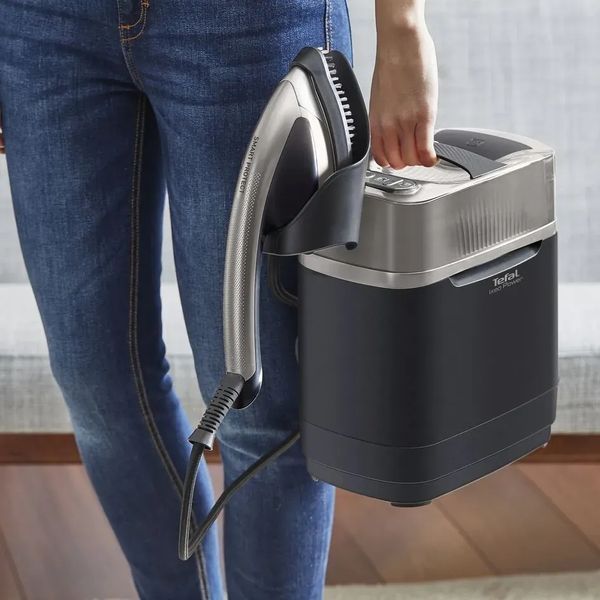 Прасувальна система Tefal IXEO Power, 2170Вт, 1100мл, паровий удар -350гр, постійна пара - 100гр, з дошкою для прасування, нерж. сталь, чорно-сірий 388511 фото