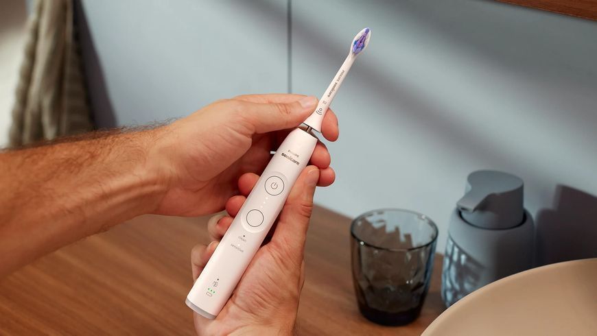 Щітка зубна електр. Philips, Sonicare 6100 Series, 62т. колив/хв, насадок-1, футляр, білий (HX7400/06) 379812 фото
