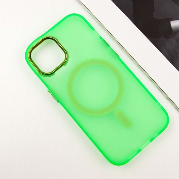 Чохол TPU+PC Lily with MagSafe для Apple iPhone 13 (6.1") Neon Green 295891 фото