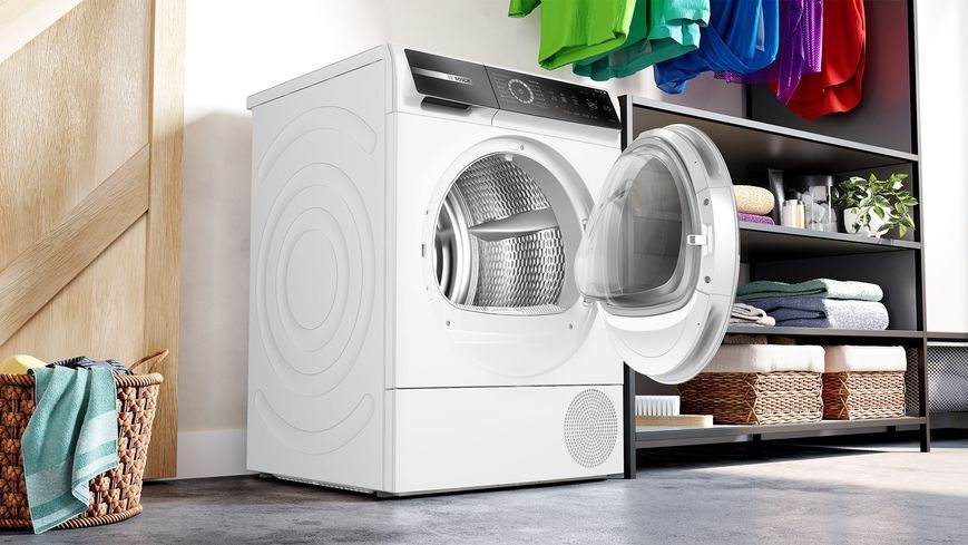 Сушильна машина Bosch тепловий насос, 9кг, A+++, 61см, дисплей, білий (WQB245B0UA) 376135 фото