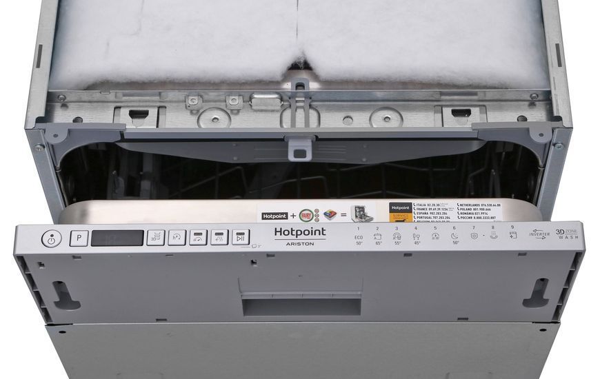 Посудомийна машина Hotpoint вбудована, 10компл., A++, 45см, дисплей, 3й кошик, білий (HSIO3O23WFE) 373708 фото