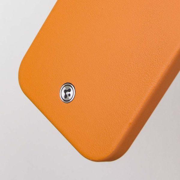 Чохол PC+Leather SGP with MagSafe для Apple iPhone 16 (6.1") Brown 322297 фото