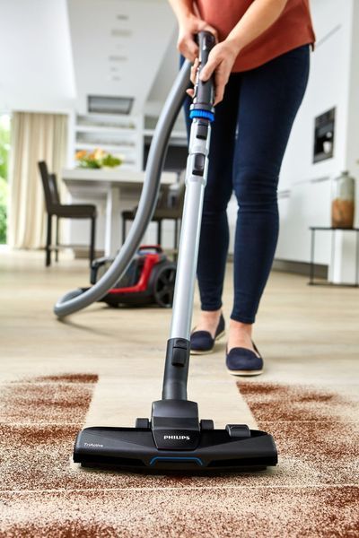 Пилосос Philips контейнерний PowerPro Expert, 900Вт, конт пил -2л, НЕРА, чорно-червоний (FC9729/09) 375608 фото