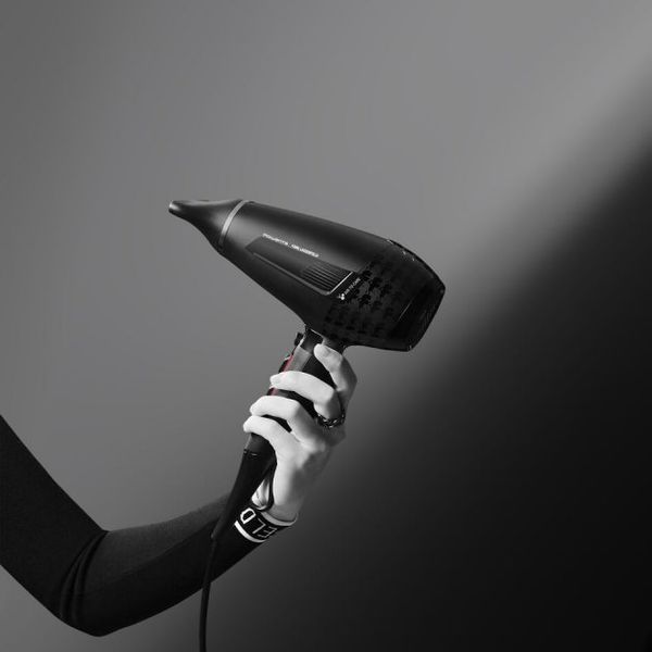 Фен Rowenta x Karl Lagerfeld K/Pro Stylist, 2200Вт, 3 режими, іоніз-я, дифузор, 2 концентратора, хол. обдув, чорний (CV888LF0) 367635 фото