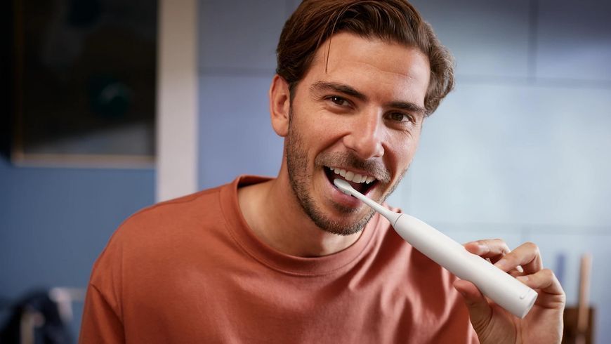 Щітка зубна електр. Philips, Sonicare 5300 Series, 62т. колив/хв, насадок-1, білий (HX7108/01) 379898 фото