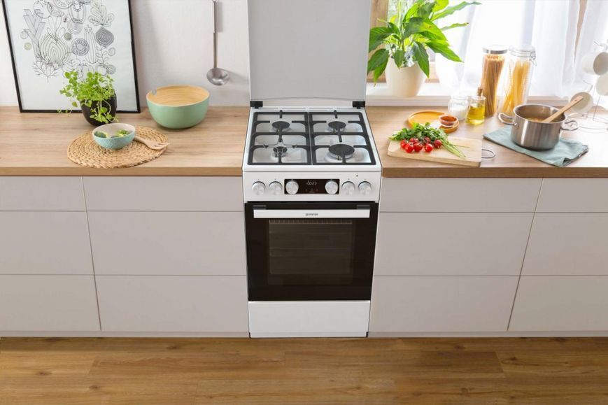 Плита Gorenje комбінована, 70л, 50x60см, IconLed, чавун, з кришкою, білий (GK5C42WF-B) 374100 фото