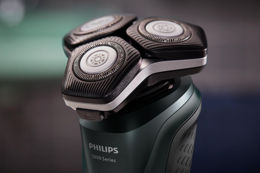Бритва електр. Philips роторна Series 5000, 9Вт, бритв.головок-3, Li-Ion, сух.+волог., тример, чорно-зелений (S5884/50) 371518 фото