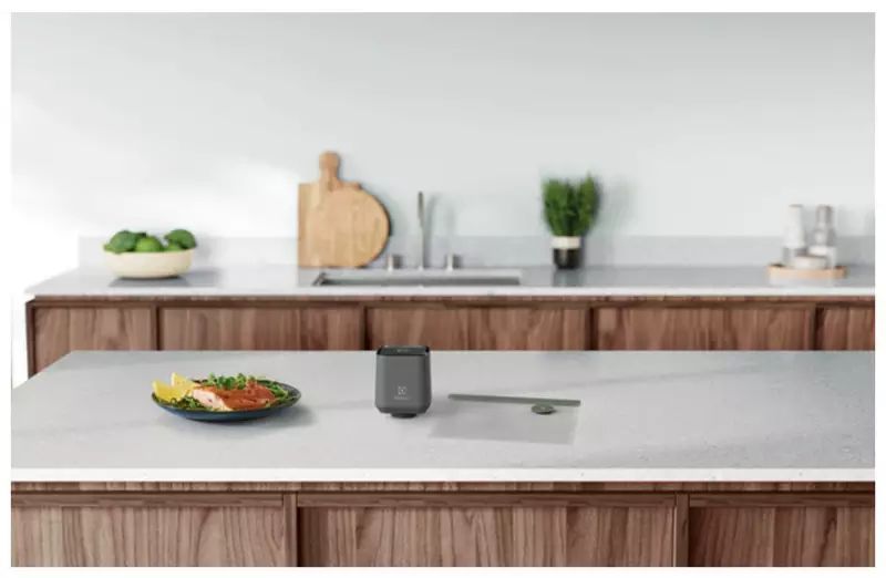 Вакууматор Electrolux для багаторазових пакетів і контейнерів, 4Вт, механічне керування, +10 пакетів, пластик, сірий (EVSK1) 369279 фото