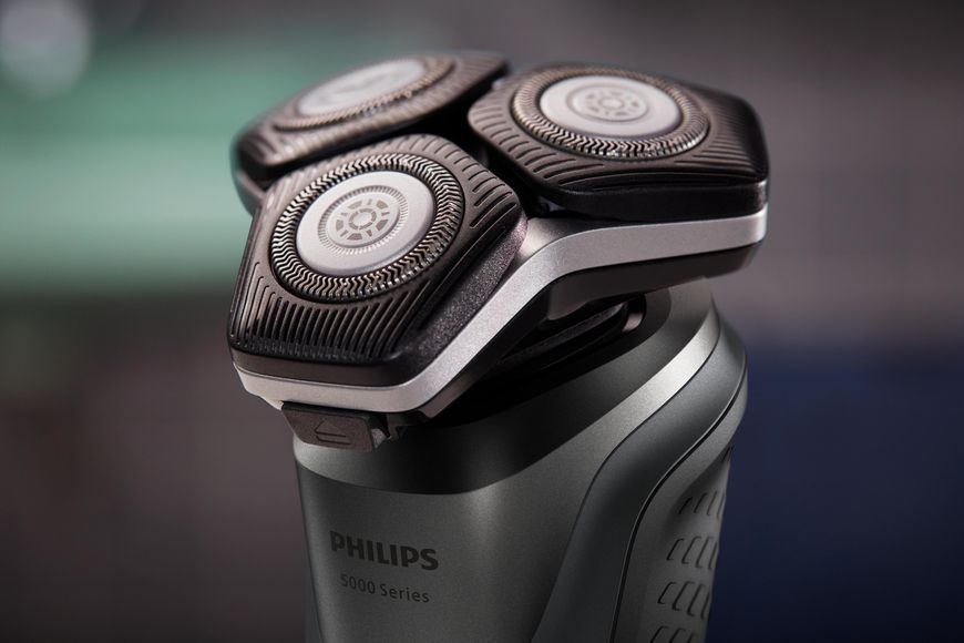 Бритва електр. Philips роторна Series 5000, 9Вт, бритв.головок-3, Li-Ion, сух.+волог., тример, сірий (S5887/10) 372555 фото