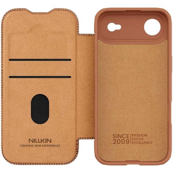 Шкіряний чохол-книжка Nillkin Qin Pro Camshield для Apple iPhone 17 Air (6.5") Brown 401086 фото