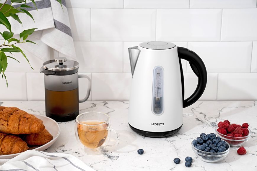 Електрочайник Ardesto 1.7л, Strix, метал, білий (EKL-F300W) 366697 фото