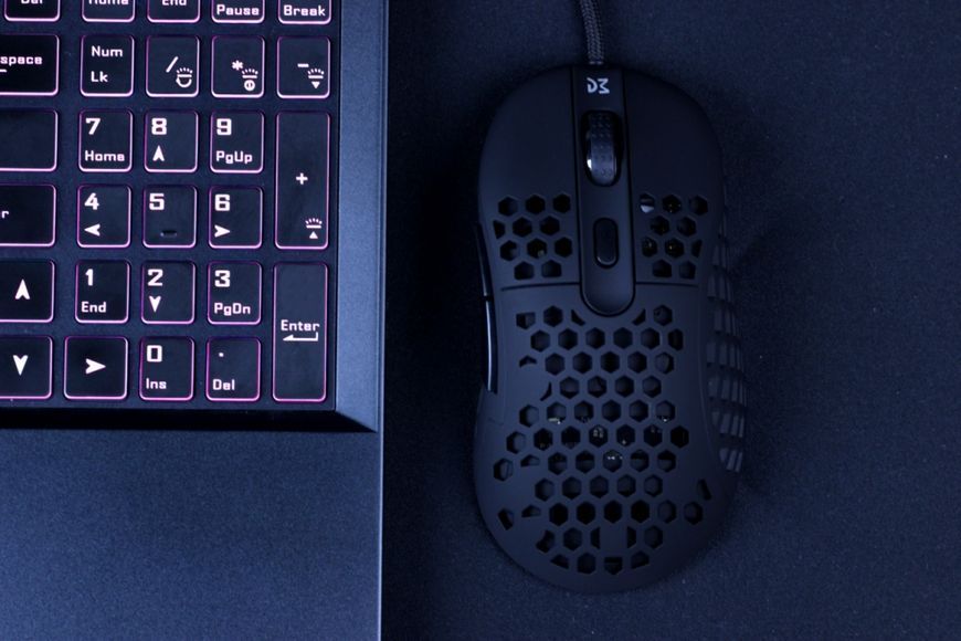 Миша ігрова Dream Machines DM6 HOLEY USB Black (DM6_HOLEY) 368408 фото