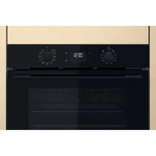 Духова шафа Whirlpool електрична, 71л, A+, дисплей, конвекція, телескопічні напрямні, чорний (OMK58HU1B) 370144 фото