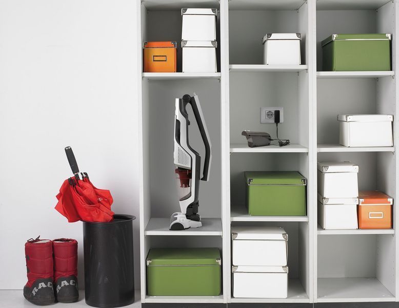 Пилосос Gorenje бездротовий, 162Вт, конт пил -0.5л, автон. робота до 60хв, HEPA, 2 в 1, підсвічування, індикатор, синій (SVC216GFW) 375522 фото